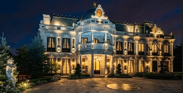 The Rose's mansion from "Schitt's Creek" back on the market for just under $15M